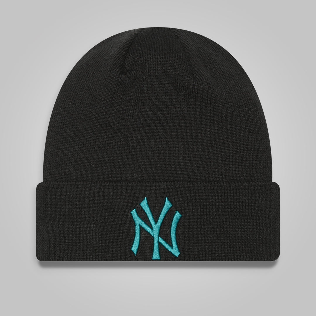 New York Yankees League Essential Black Beanie Hat