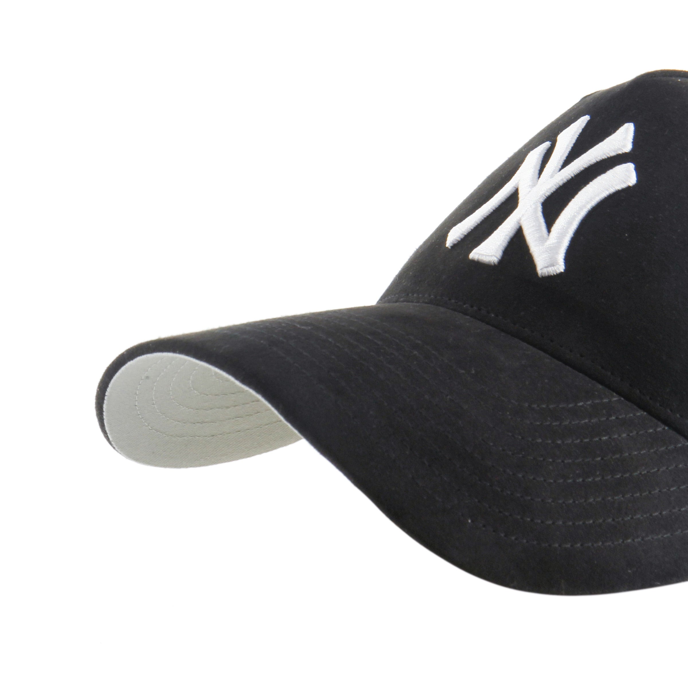 New York Yankees Ultrasuede ’47 MVP DT Black Cap