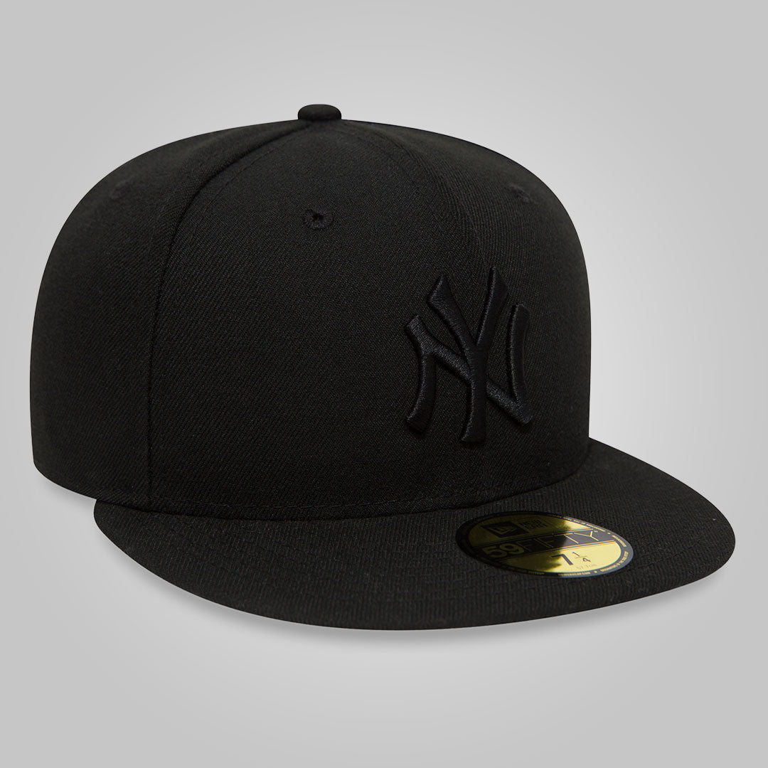 New York Yankees Black on Black 59FIFTY Cap