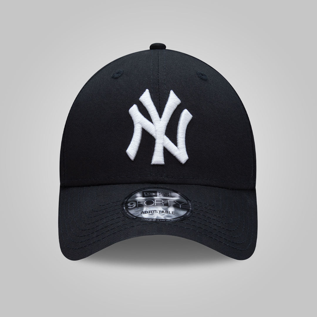 New York Yankees Essential Black 9FORTY Cap