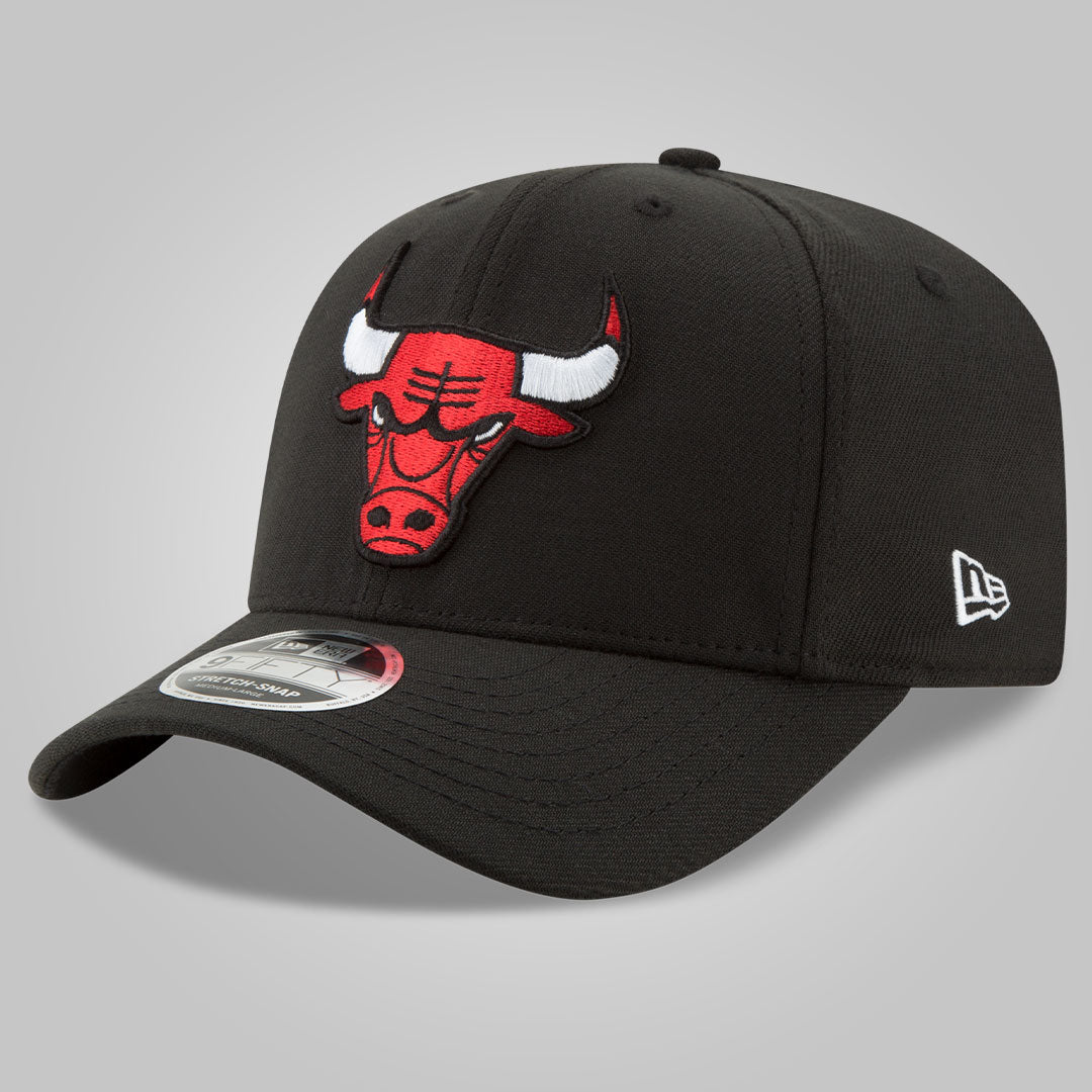 Chicago Bulls Black 9FIFTY Stretch Snap Cap