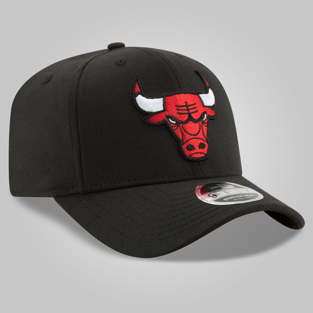 Chicago Bulls Black 9FIFTY Stretch Snap Cap