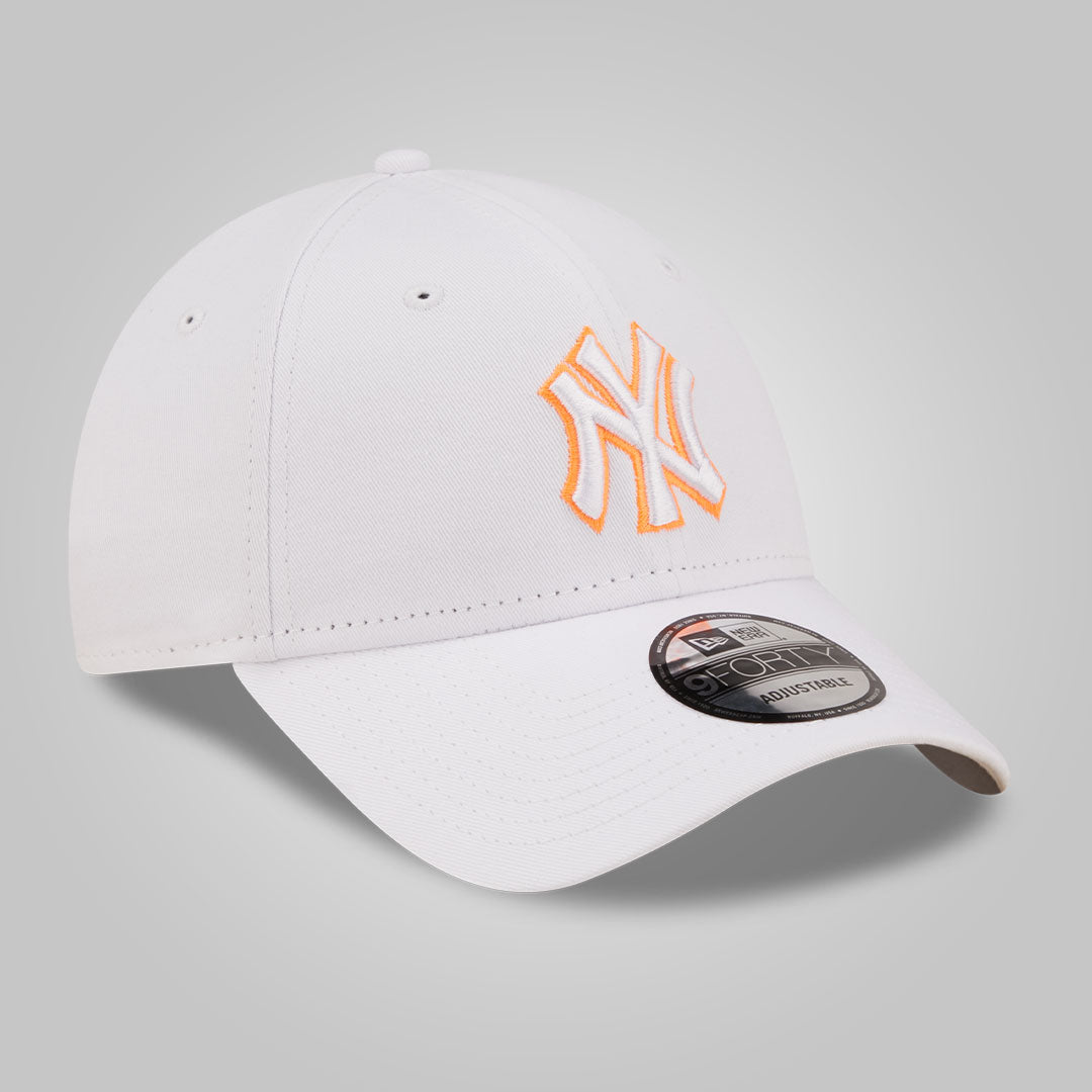 New York Yankees Neon Outline White 9FORTY Adjustable Cap