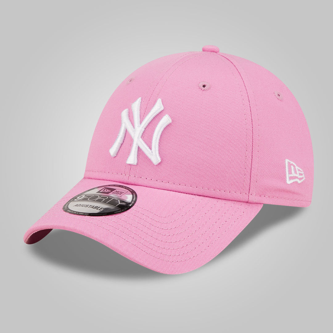 New York Yankees League Essential Pink 9FORTY Adjustable Cap