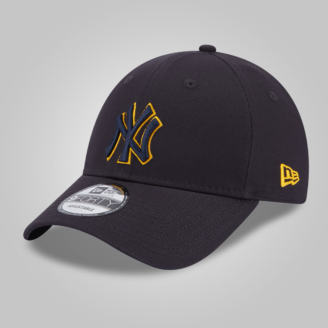 New York Yankees Team Outline Navy 9FORTY Adjustable Cap