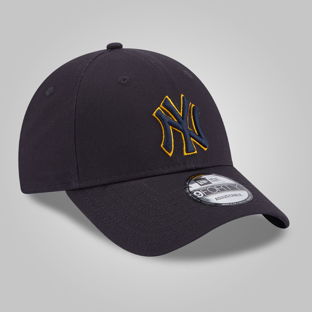 New York Yankees Team Outline Navy 9FORTY Adjustable Cap