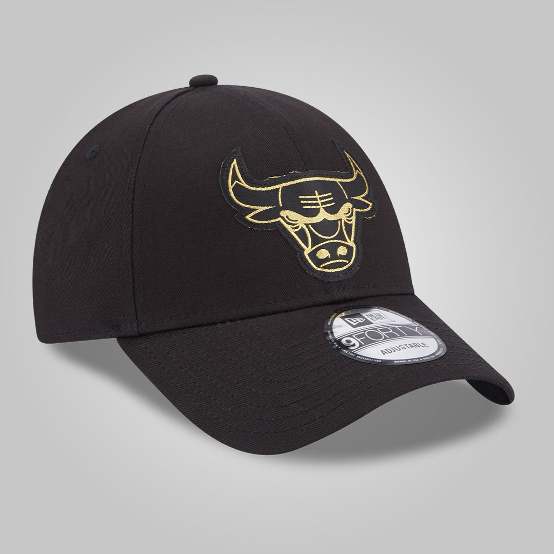 Chicago Bulls Metallic Badge Black 9FORTY Adjustable Cap