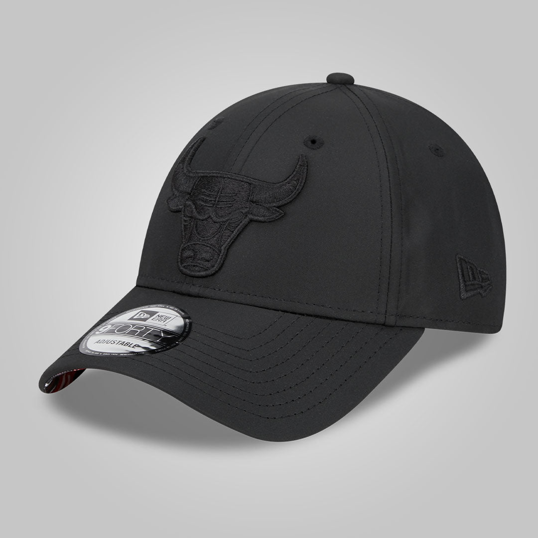 Chicago Bulls Game Play Black 9FORTY Adjustable Cap