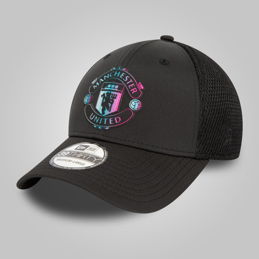 Manchester United FC Holographic Black Holographic 39THIRTY Stretch Fit Cap