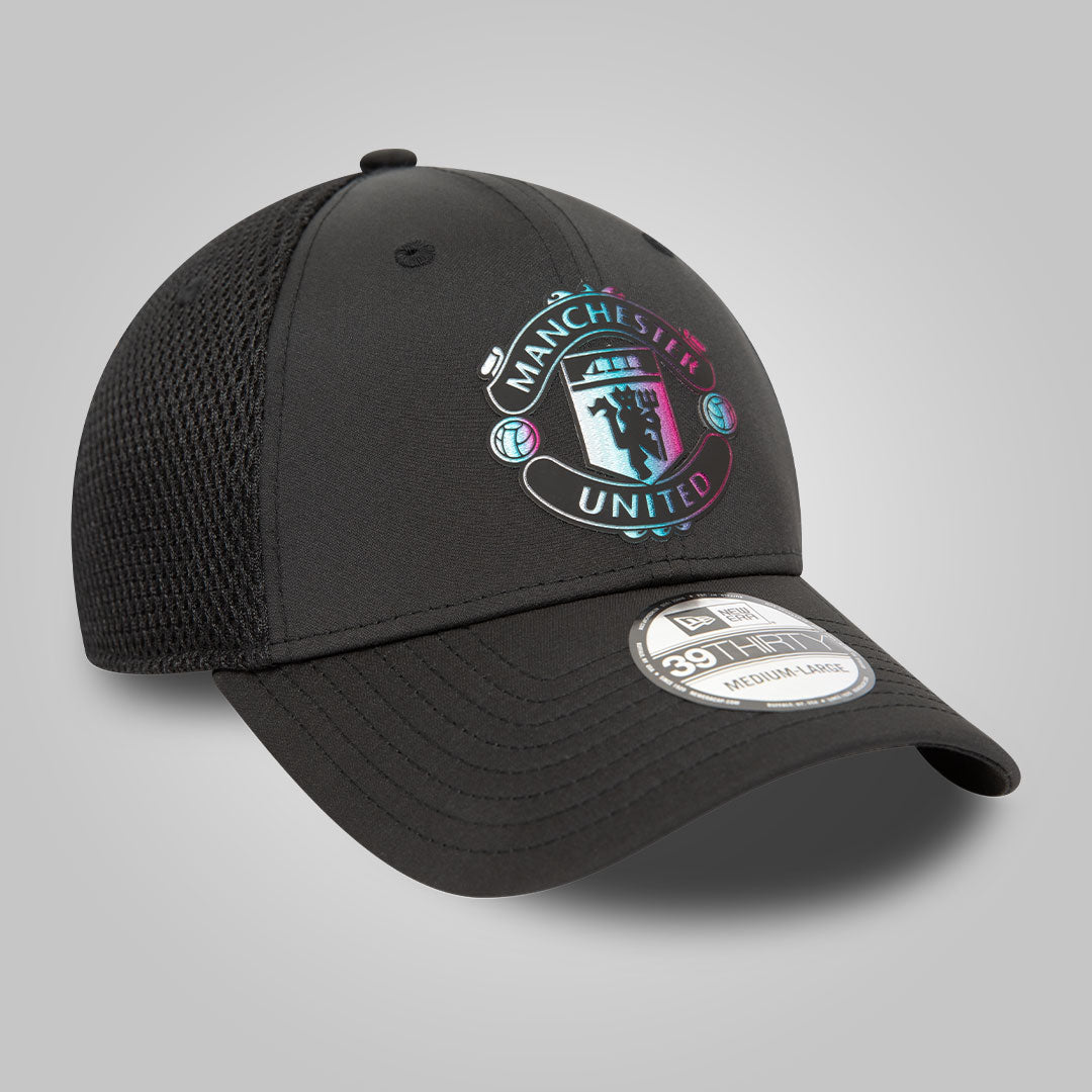 Manchester United FC Holographic Black Holographic 39THIRTY Stretch Fit Cap