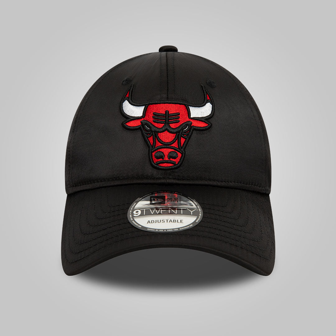 Chicago Bulls NBA Satin Black 9TWENTY Adjustable Cap