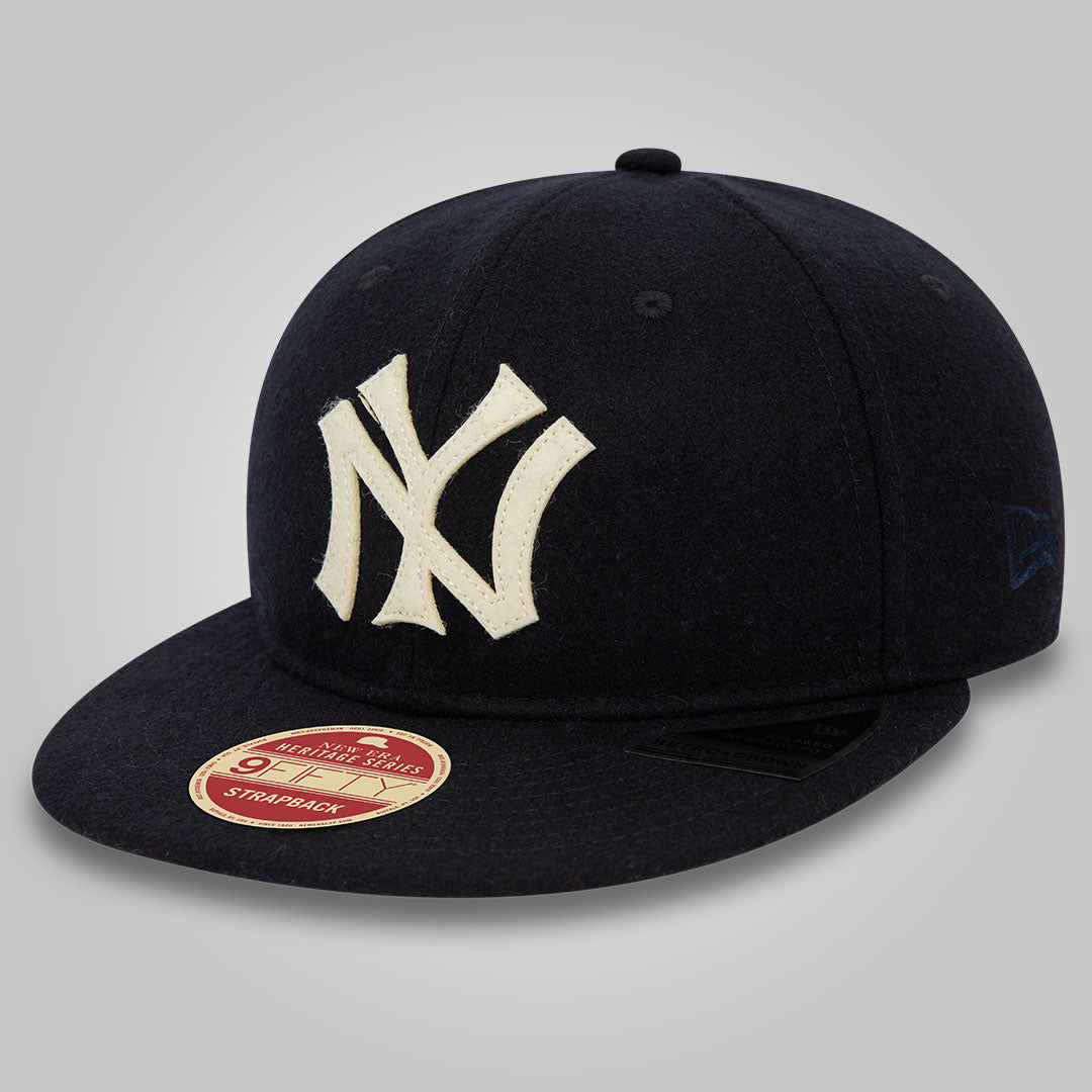 New York Yankees Heritage Series Navy Retro Crown 9FIFTY Strapback Cap