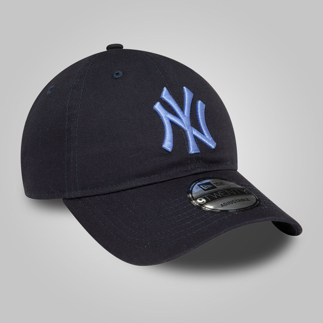 New York Yankees League Essential Navy 9TWENTY Adjustable Cap