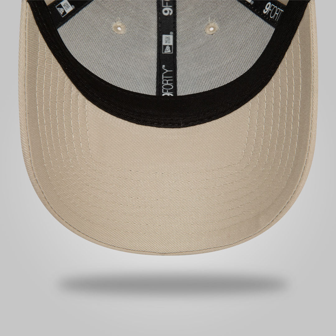 New York Yankees League Essential Light Beige 9FORTY Adjustable Cap