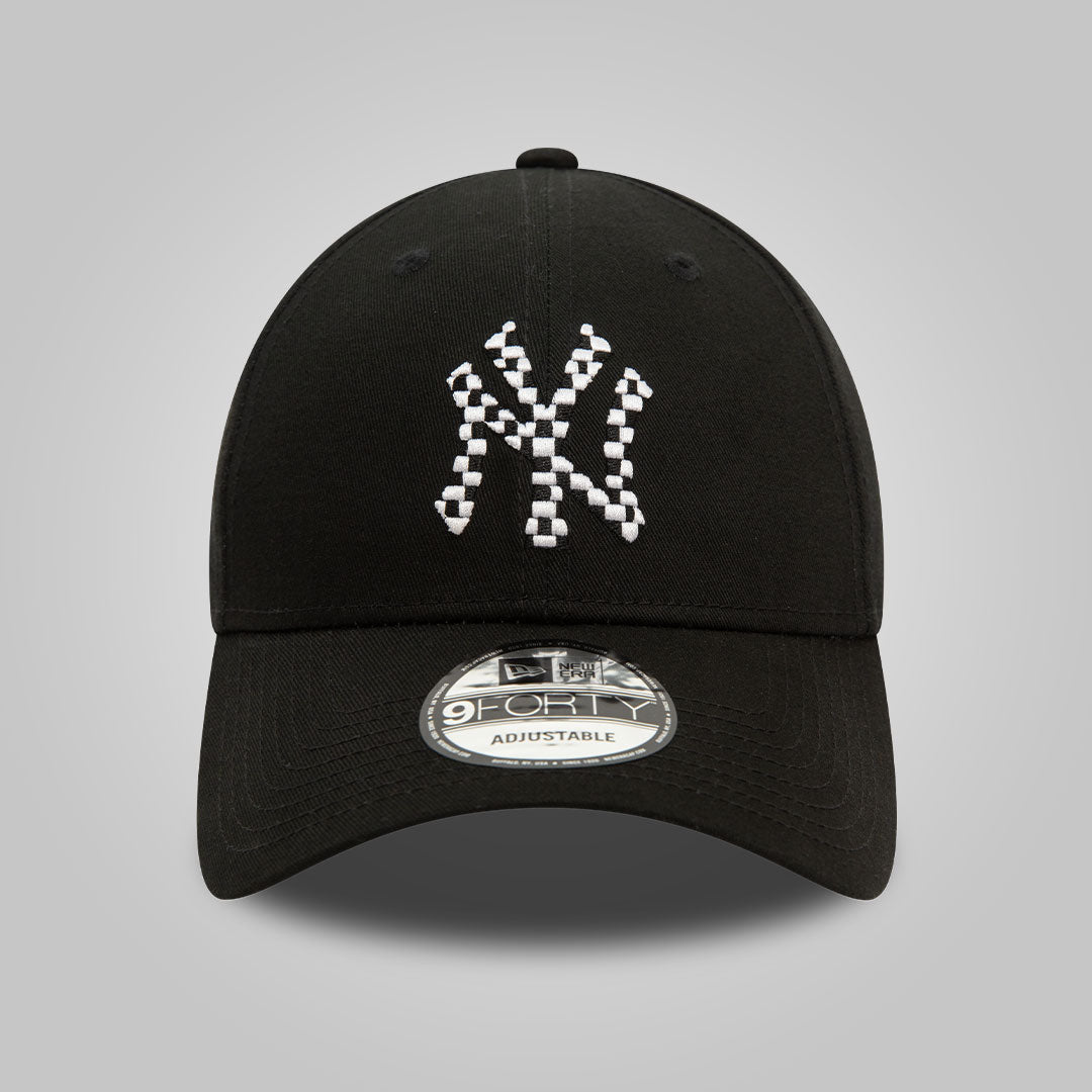 New York Yankees Seasonal Infill Black 9FORTY Adjustable Cap