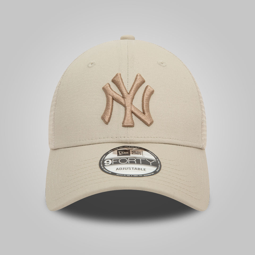 New York Yankees Home Field Brown 9FORTY Trucker Cap