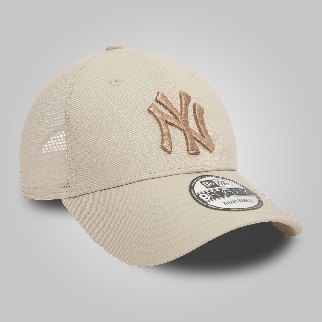 New York Yankees Home Field Brown 9FORTY Trucker Cap