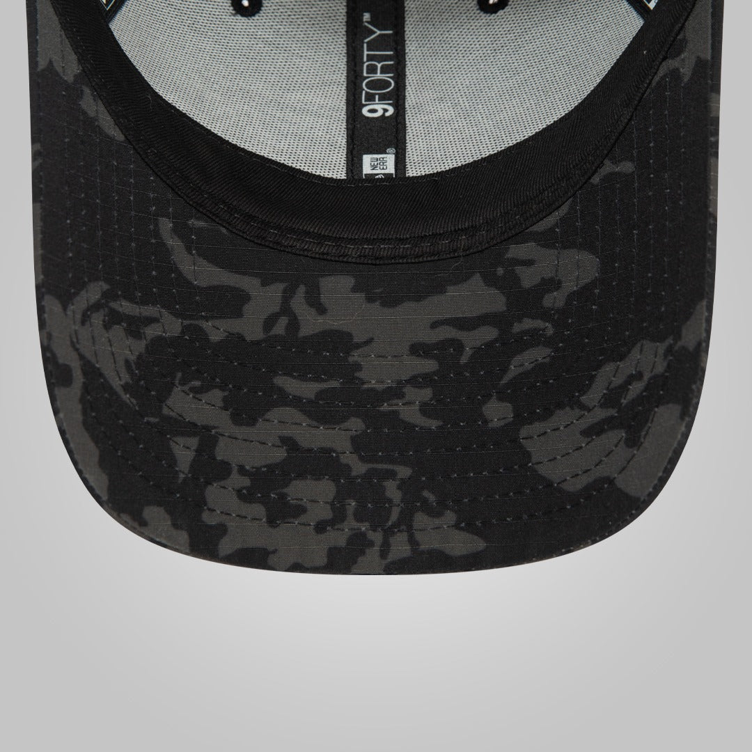 LA Lakers Tonal Camo All Over Print Black 9FORTY Adjustable Cap