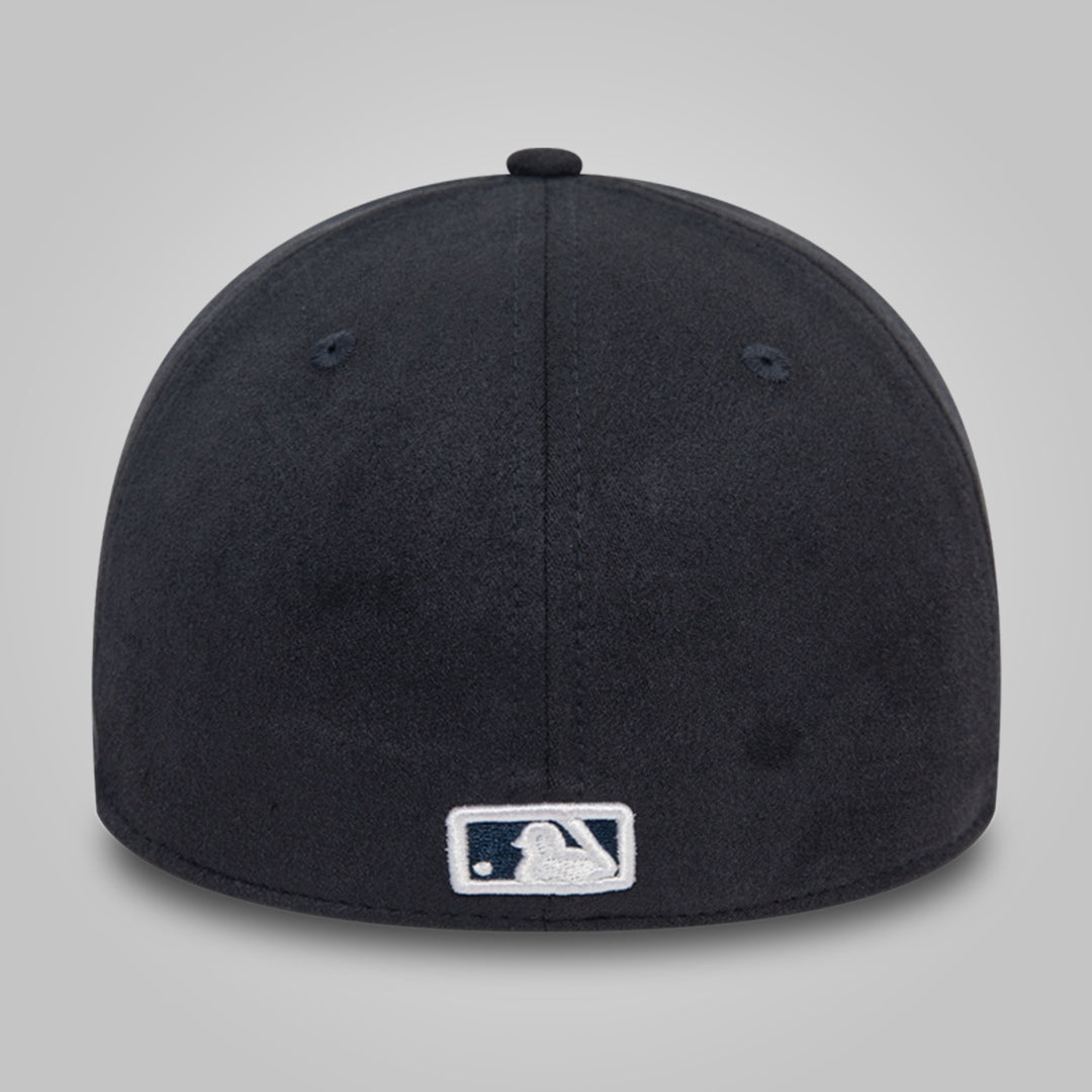 New York Yankees Faux Suede Navy 39THIRTY Stretch Fit Cap